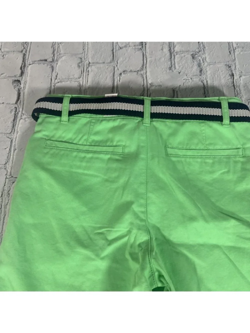 The Children's Place Boys Youth Size 8 Belted Chino Shorts Green Parakeet NEW